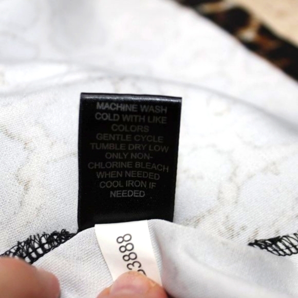 Gianni Bini Leopard Print Sleeveless Dress - Picture 10 of 12